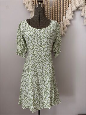 Faithful The Brand 100% Viscose Sage Green Floral Mini Dress with Puff Sleeves